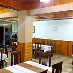 Hotel Te Sadiku 3*