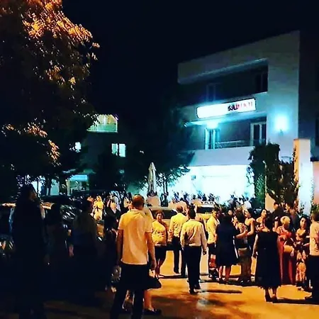 فندق Te Sadiku Gramsh