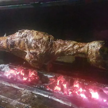 Te Sadiku Hotel Gramsh